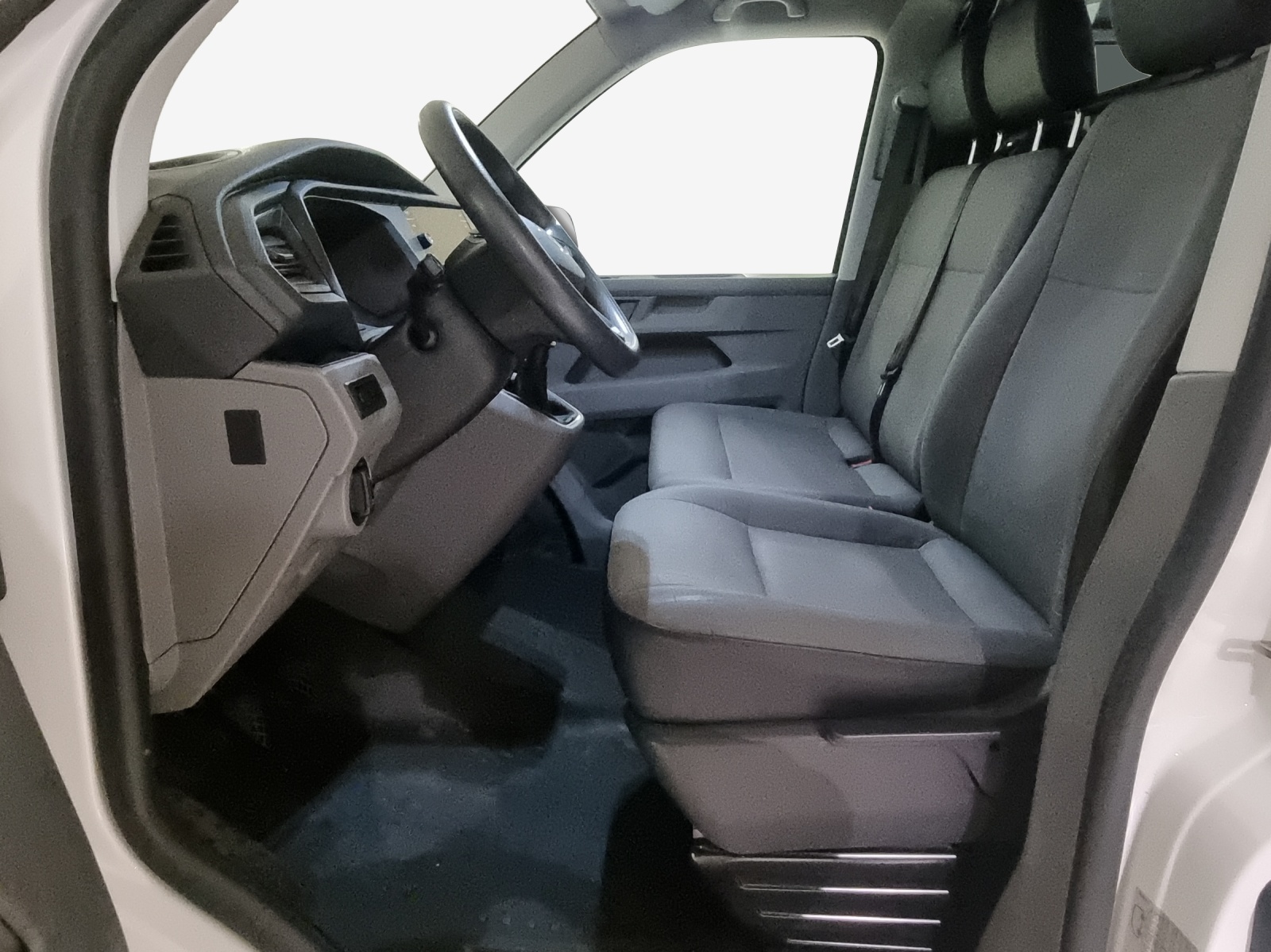 VW T6.1 2.0 TDI 4Motion-image-7