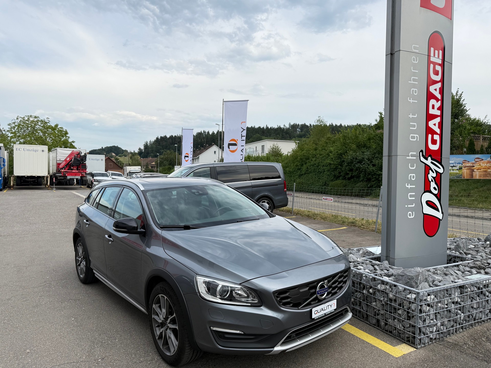 VOLVO V60 Cross Country Pro D4 AWD Geartronic-image-1
