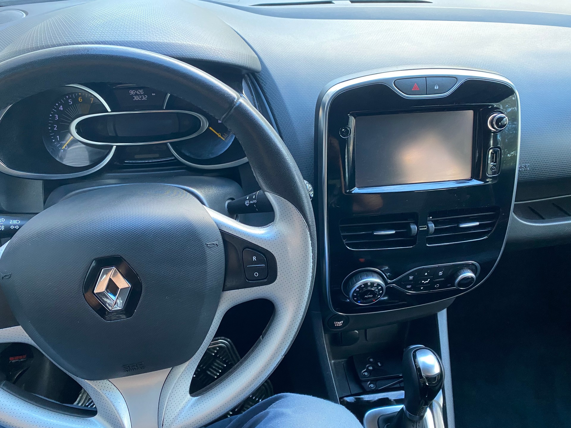 RENAULT 1.2-image-5