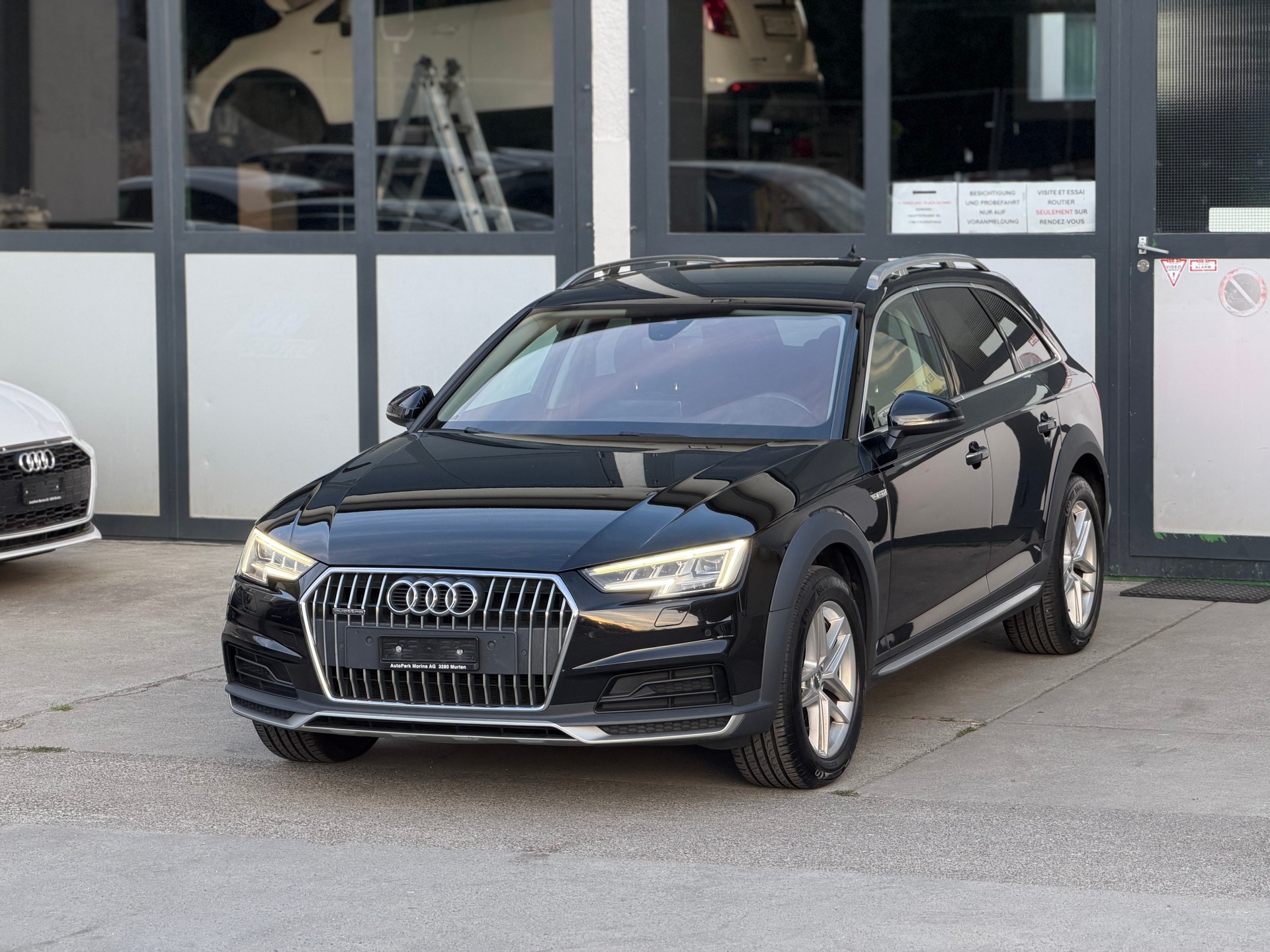 AUDI A4 allroad 2.0 TDI quattro S-tronic-image-1