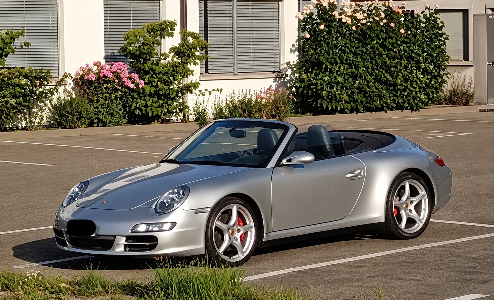 PORSCHE 3.8 Carrera 4S-image-5