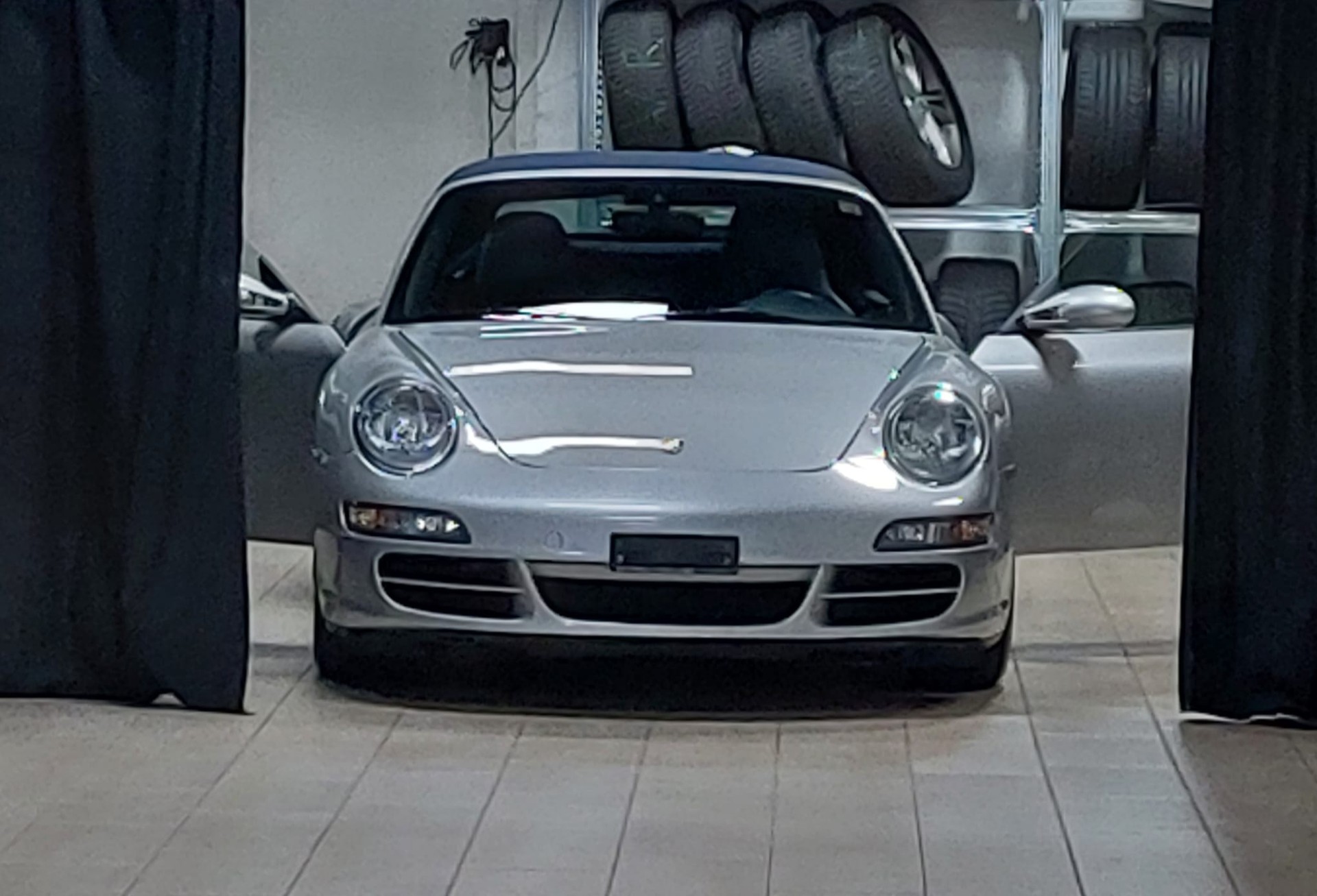 PORSCHE 3.8 Carrera 4S-image-1