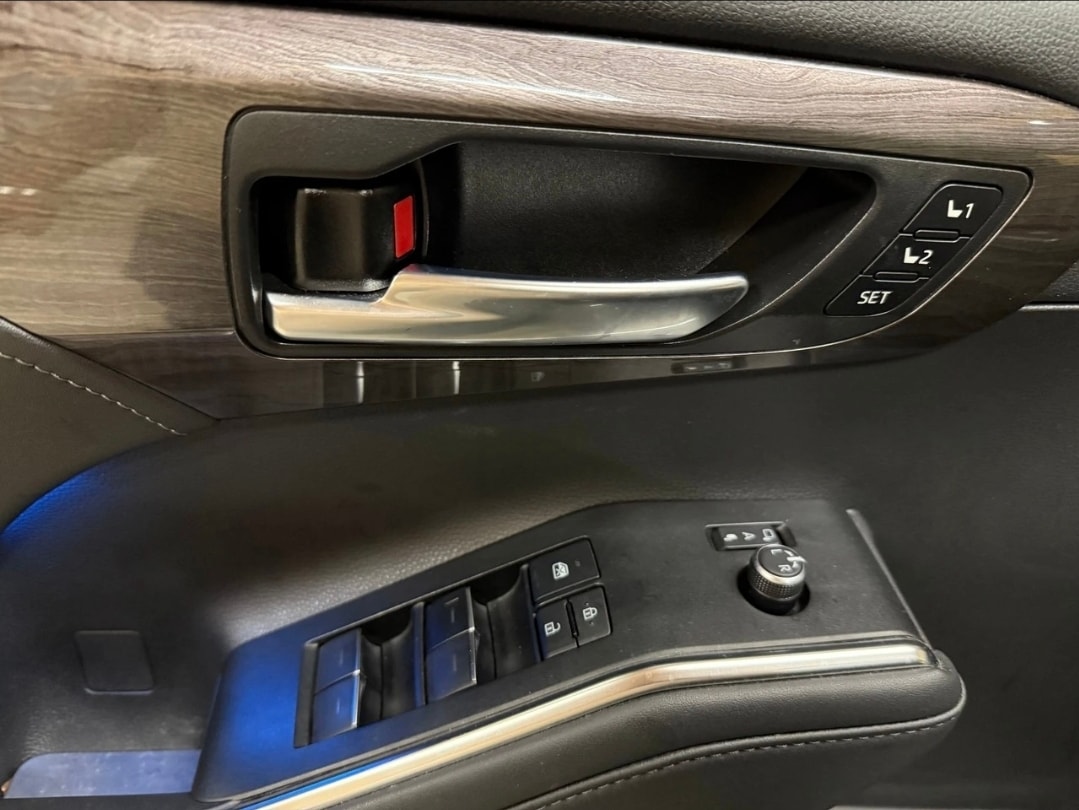 TOYOTA Highlander 2.5 HSD Premium e-CVT-image-17