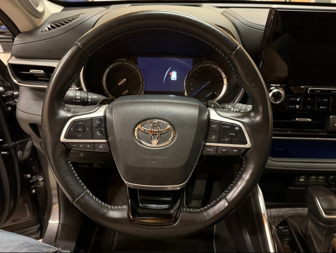 TOYOTA Highlander 2.5 HSD Premium e-CVT-image-10