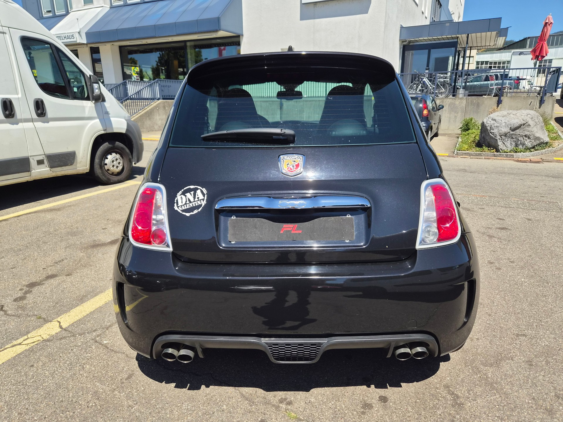 FIAT 500 1.4 16V Turbo Abarth-image-5