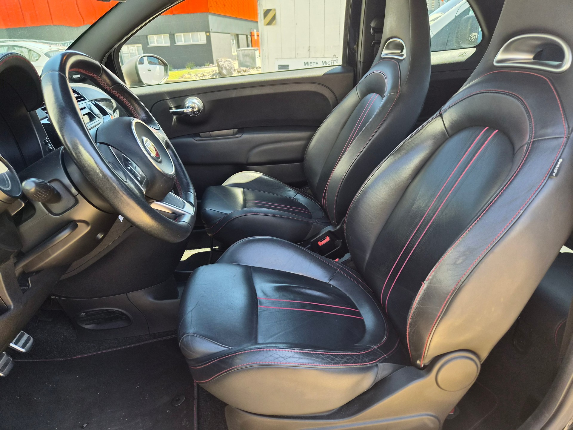 FIAT 500 1.4 16V Turbo Abarth-image-8