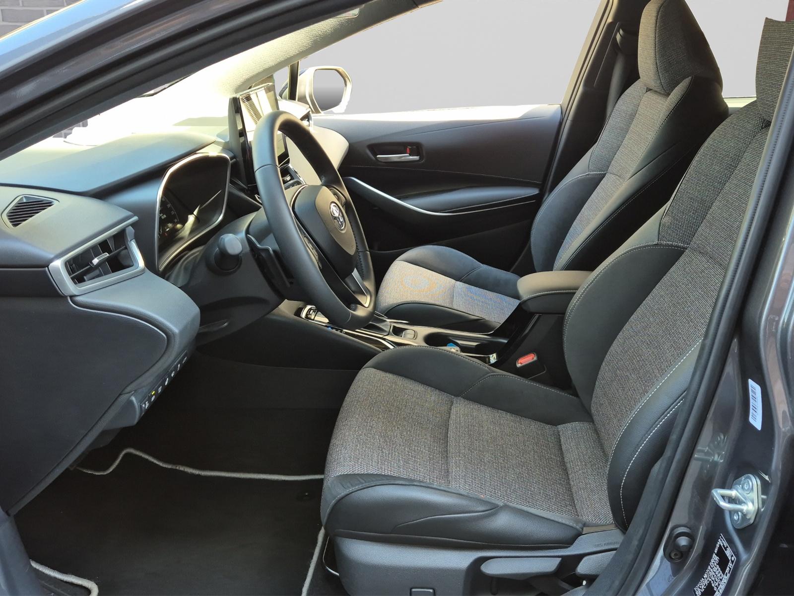 TOYOTA Corolla Touring Sports 2.0 HSD Trend inkl. Winterräder und Gratisservice 4 Jahre / 60000 Km ab 1. IV-image-7