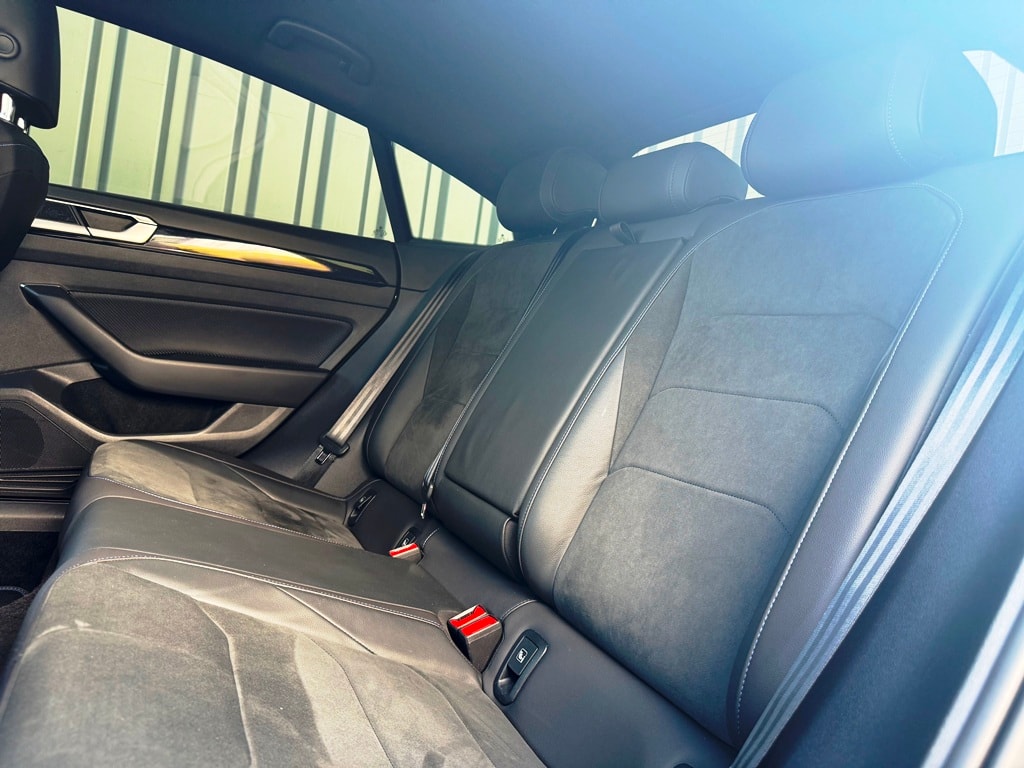 VW Arteon SB 2.0 TSI R 4Motion DSG-image-13