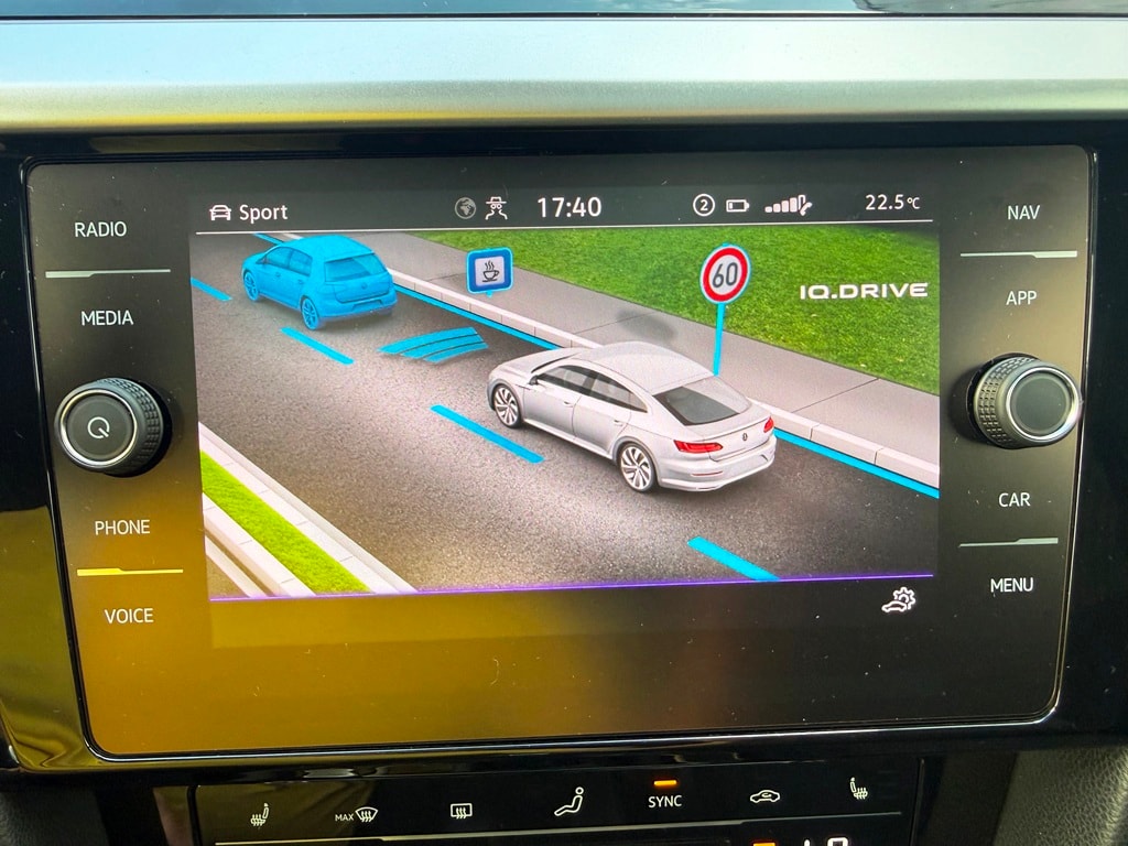 VW Arteon SB 2.0 TSI R 4Motion DSG-image-10