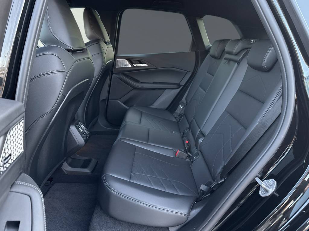 BMW 225e xDrive Active Tourer M Sport-image-7