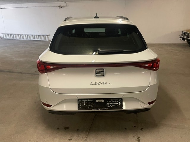 SEAT Leon ST 2.0 TDI EVO DSG Style-image-2