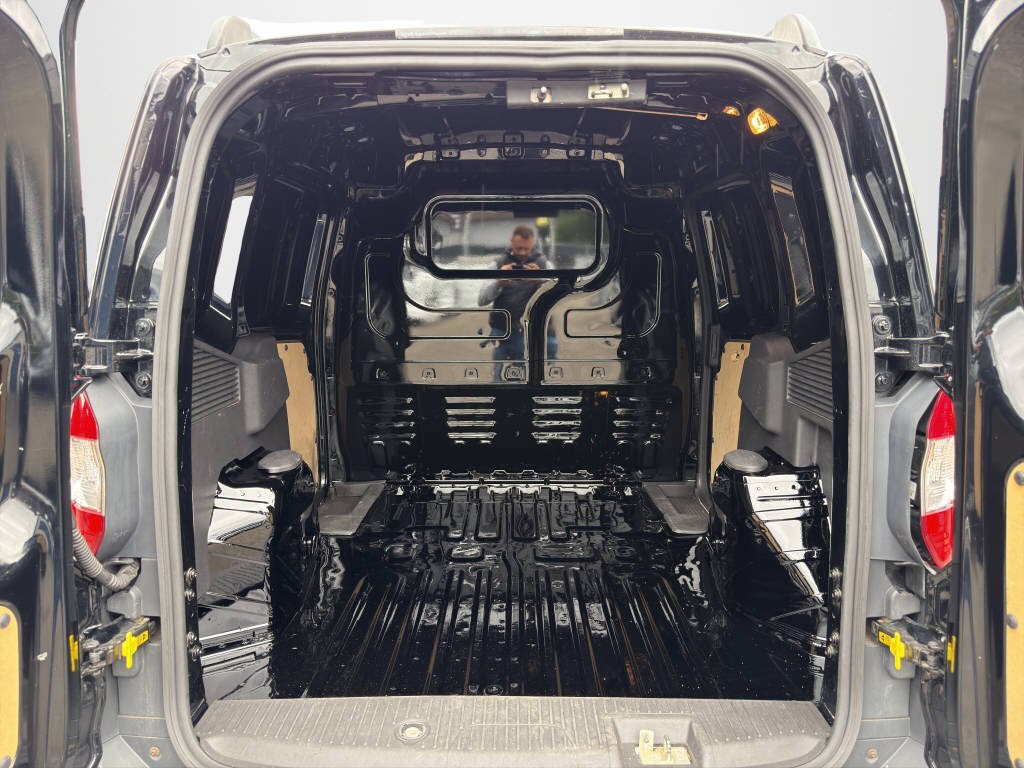 FORD Transit Courier Van 1.0 EcoB Trend-image-12