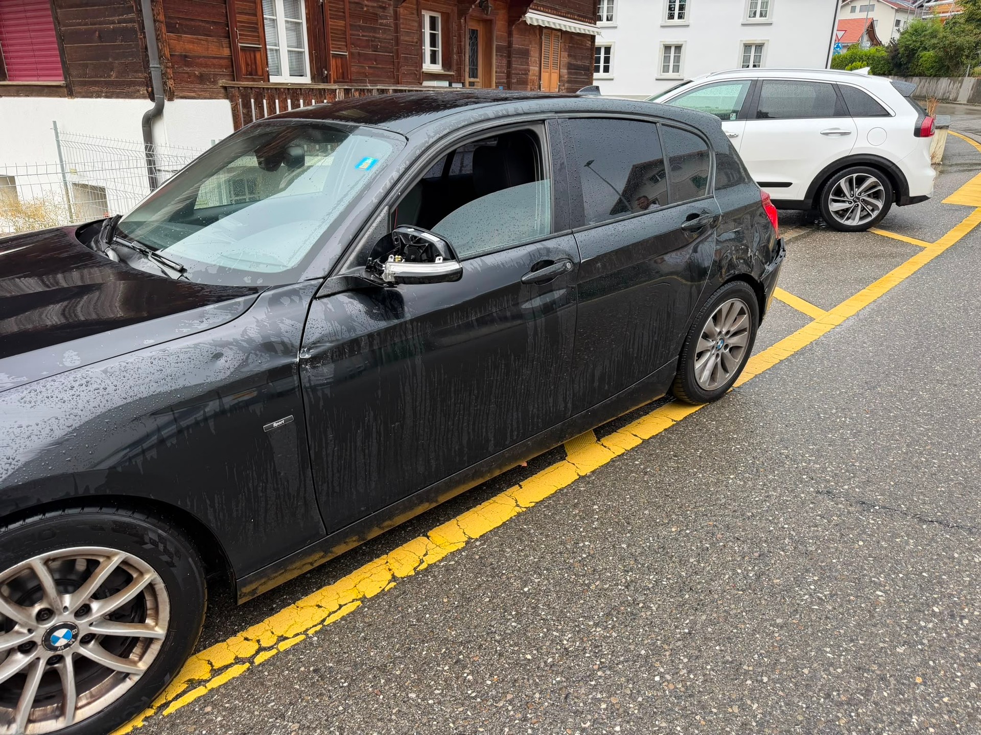 BMW 116d Efficient-Dynamics Edition Sport Line-image-4