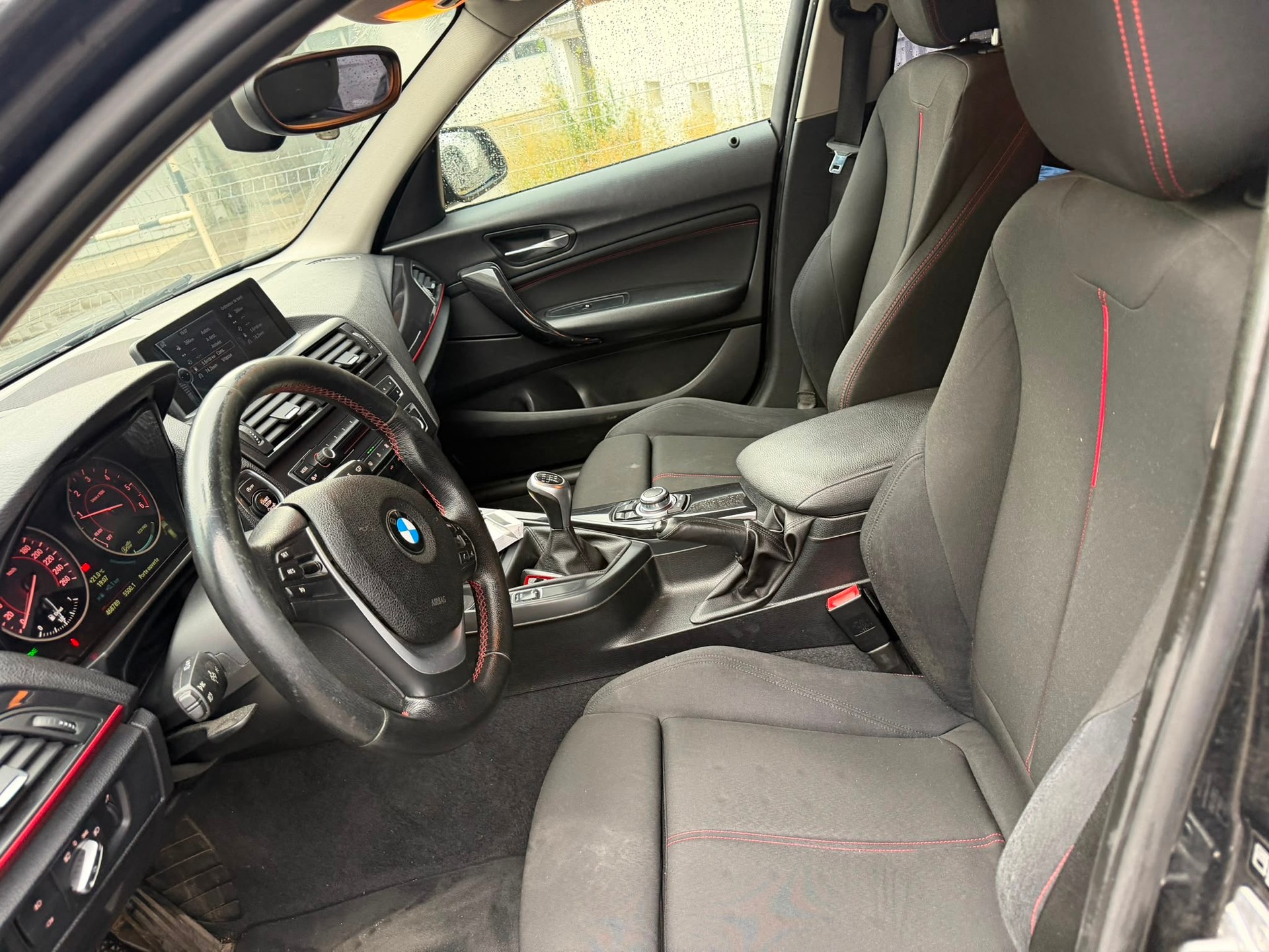 BMW 116d Efficient-Dynamics Edition Sport Line-image-6