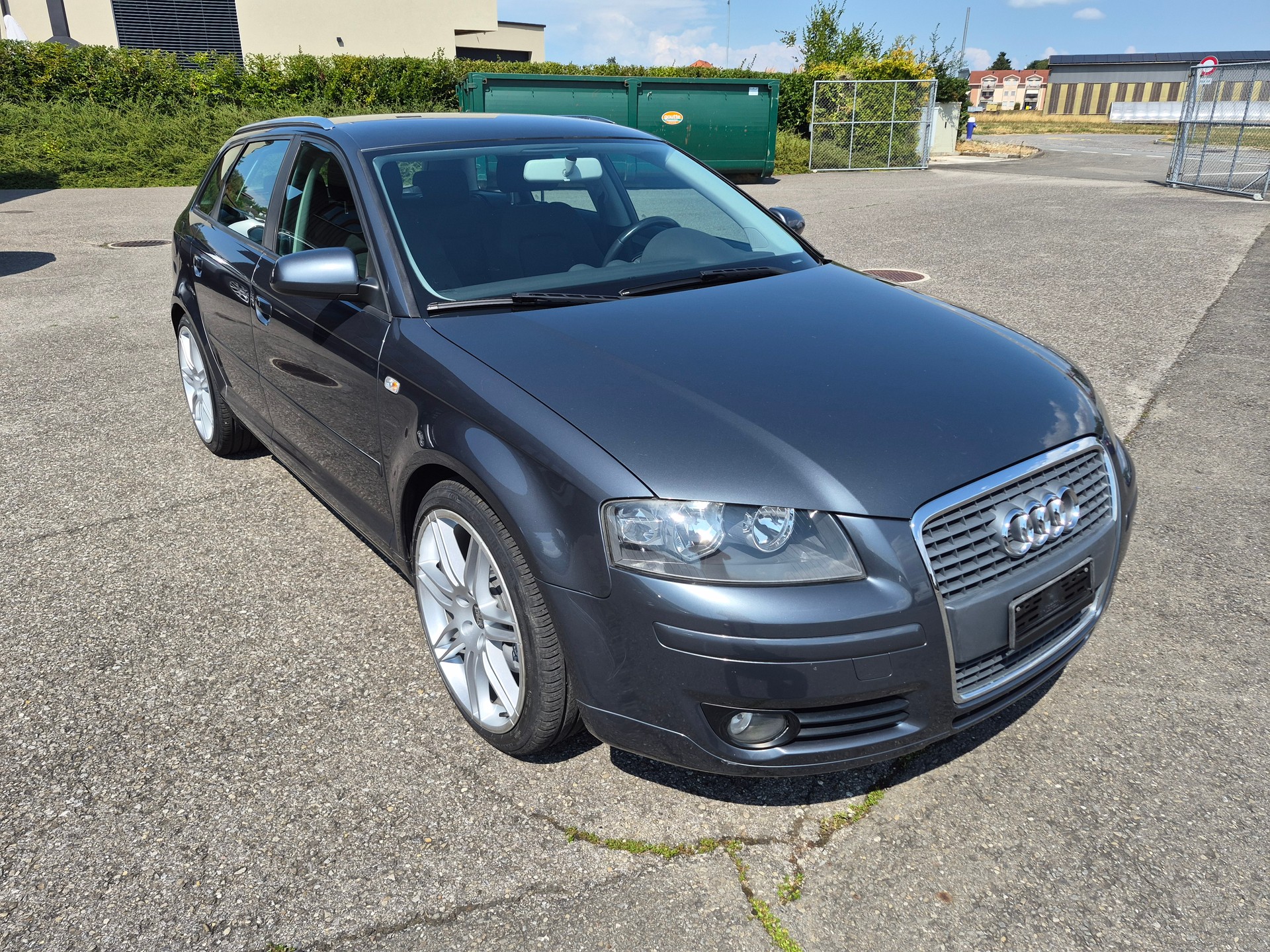 AUDI A3 Sportback 2.0 Turbo FSI Ambition-image-3