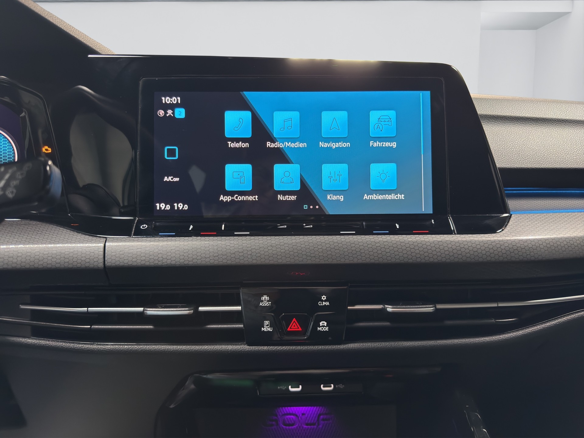 VW Golf 2.0 TSI GTI DSG-image-11