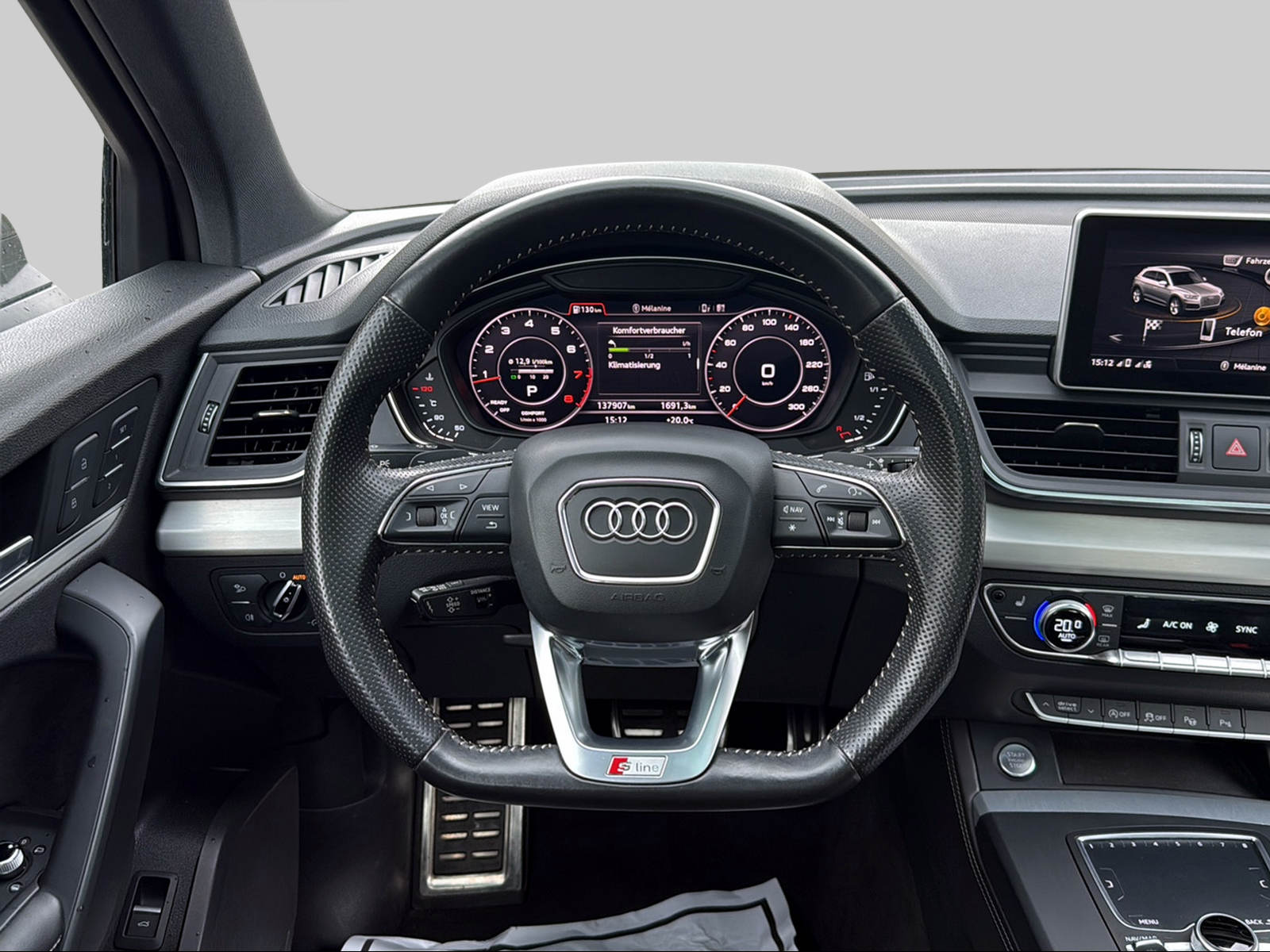 AUDI Q5 2.0 TFSI sport quattro S-tronic-image-9