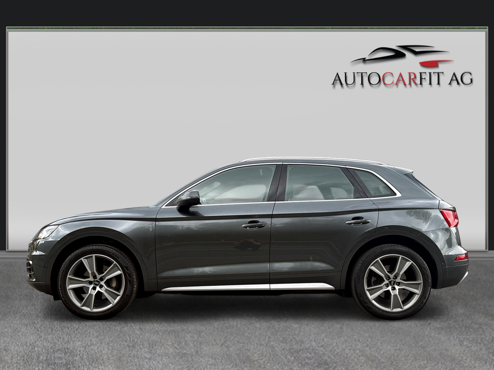 AUDI Q5 2.0 TFSI sport quattro S-tronic-image-3