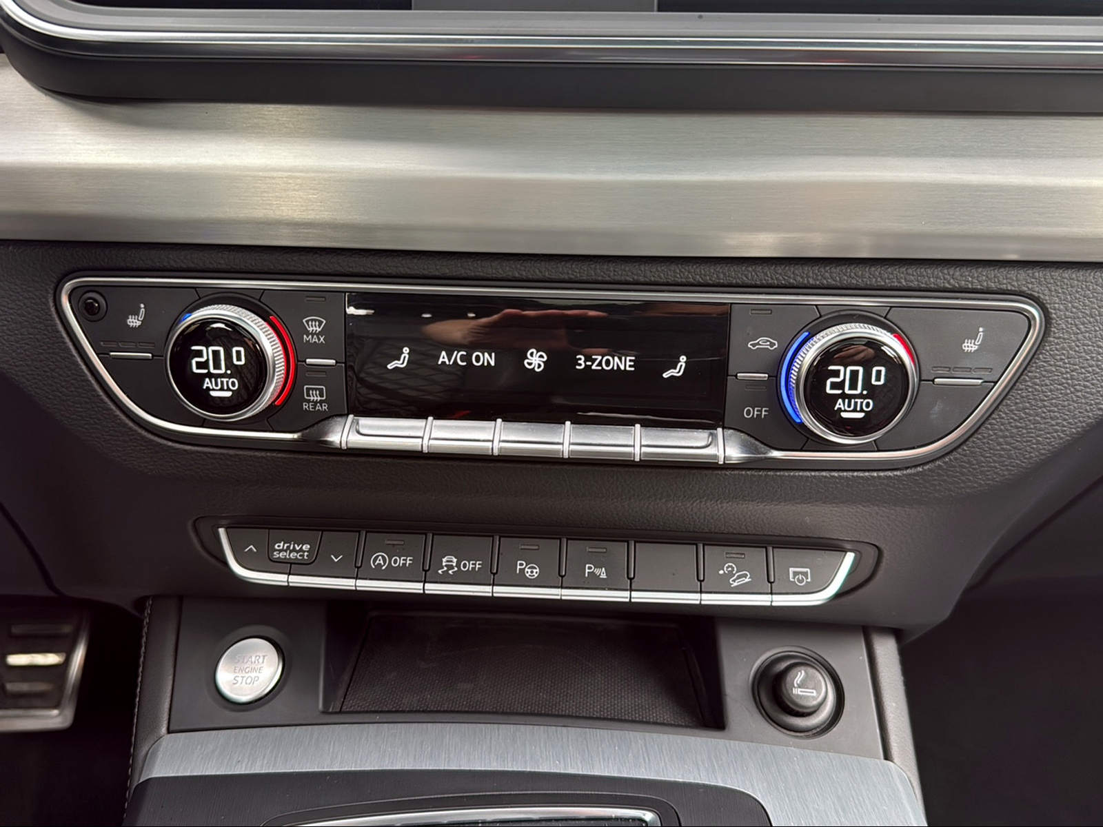 AUDI Q5 2.0 TFSI sport quattro S-tronic-image-12