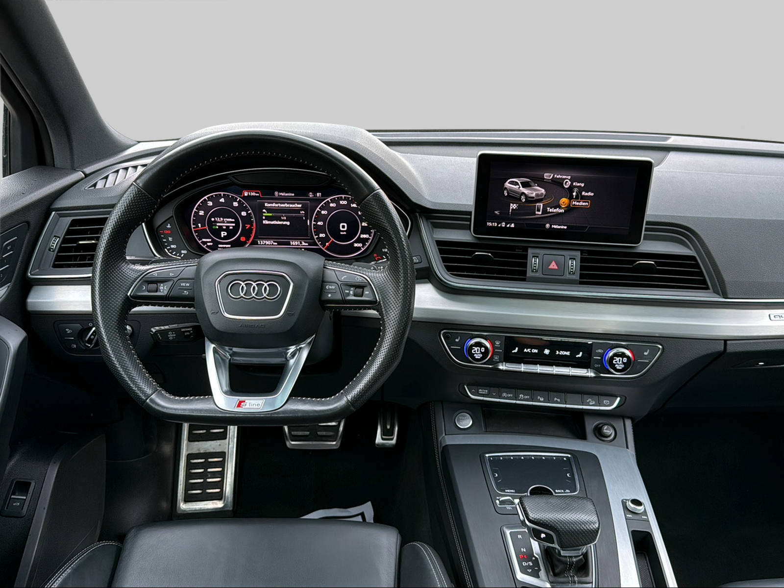 AUDI Q5 2.0 TFSI sport quattro S-tronic-image-8