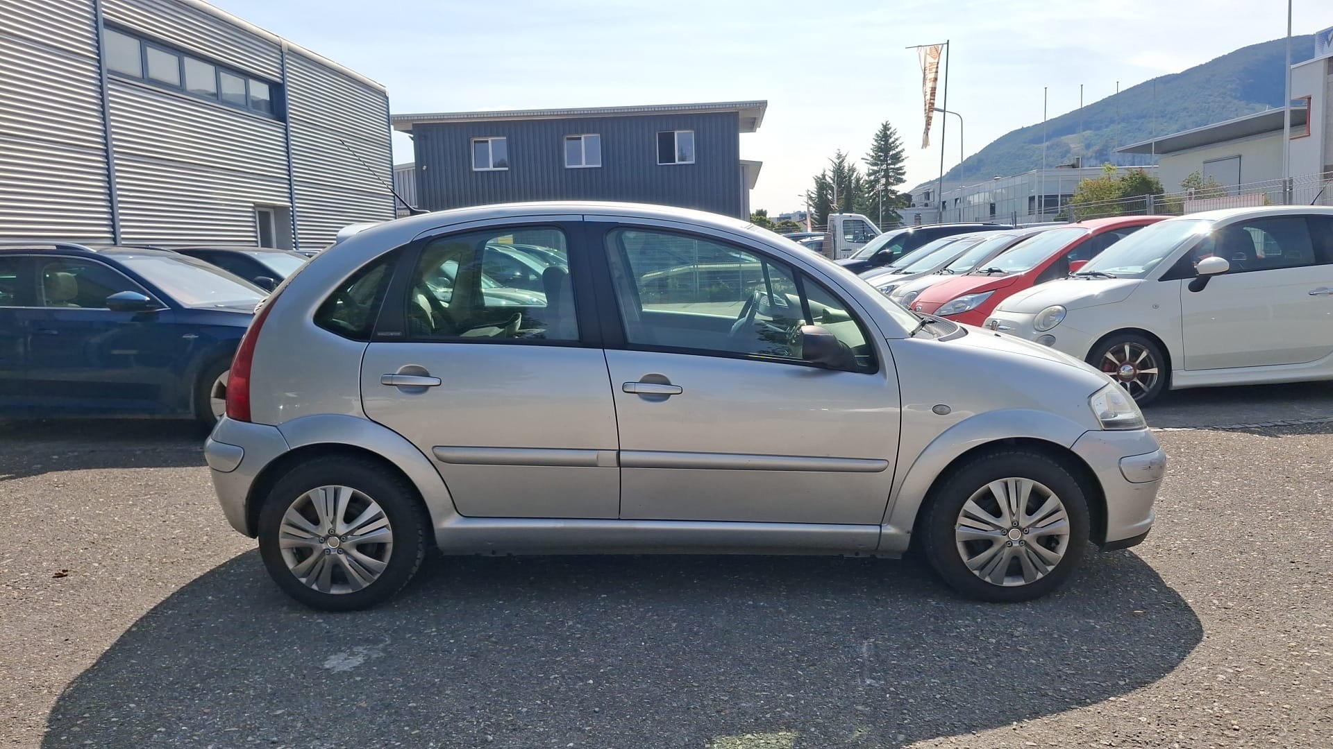 CITROEN C3 1.4i Attraction-image-11