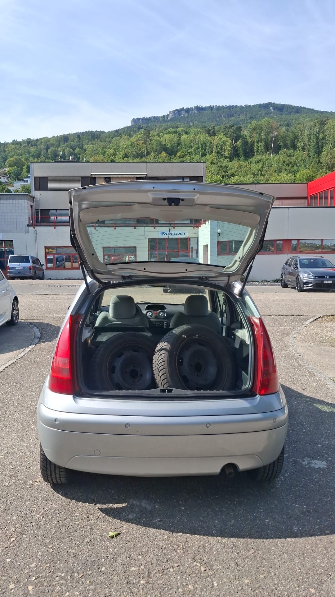 CITROEN C3 1.4i Attraction-image-13