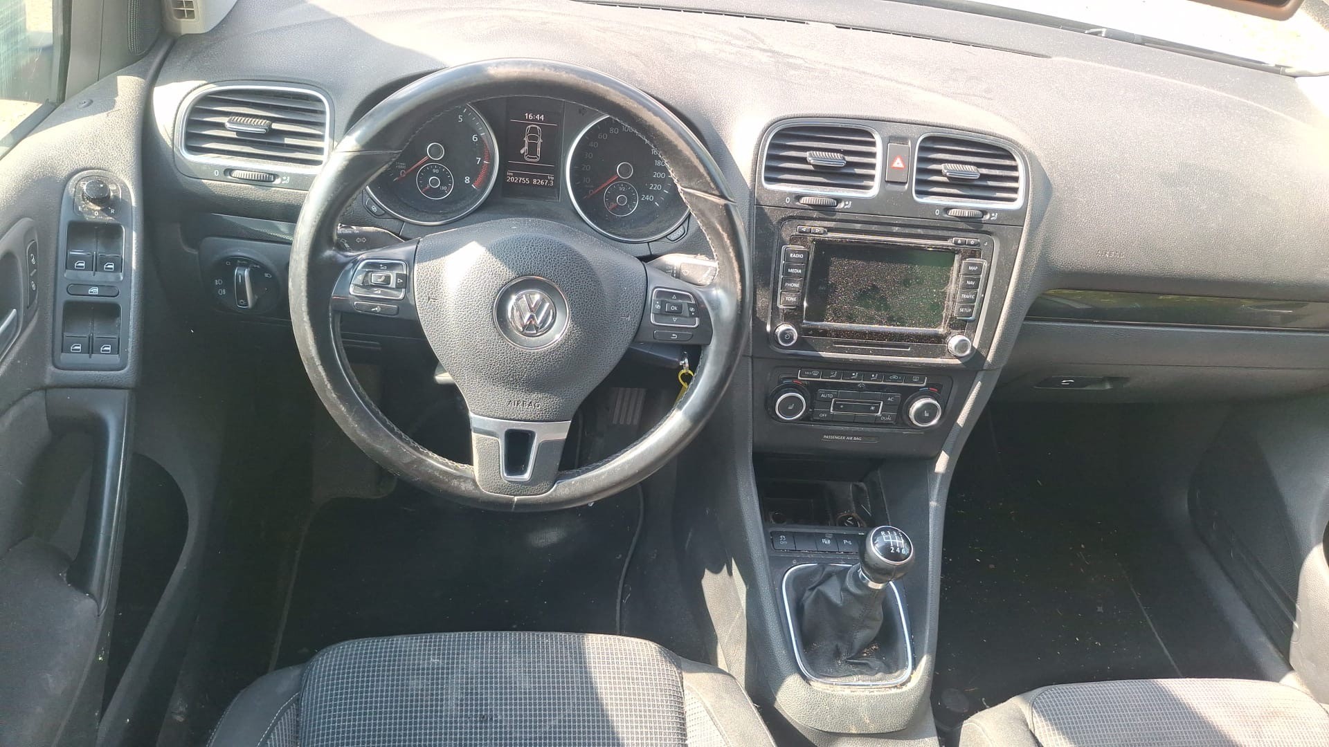 CITROEN C3 1.4i Attraction-image-4