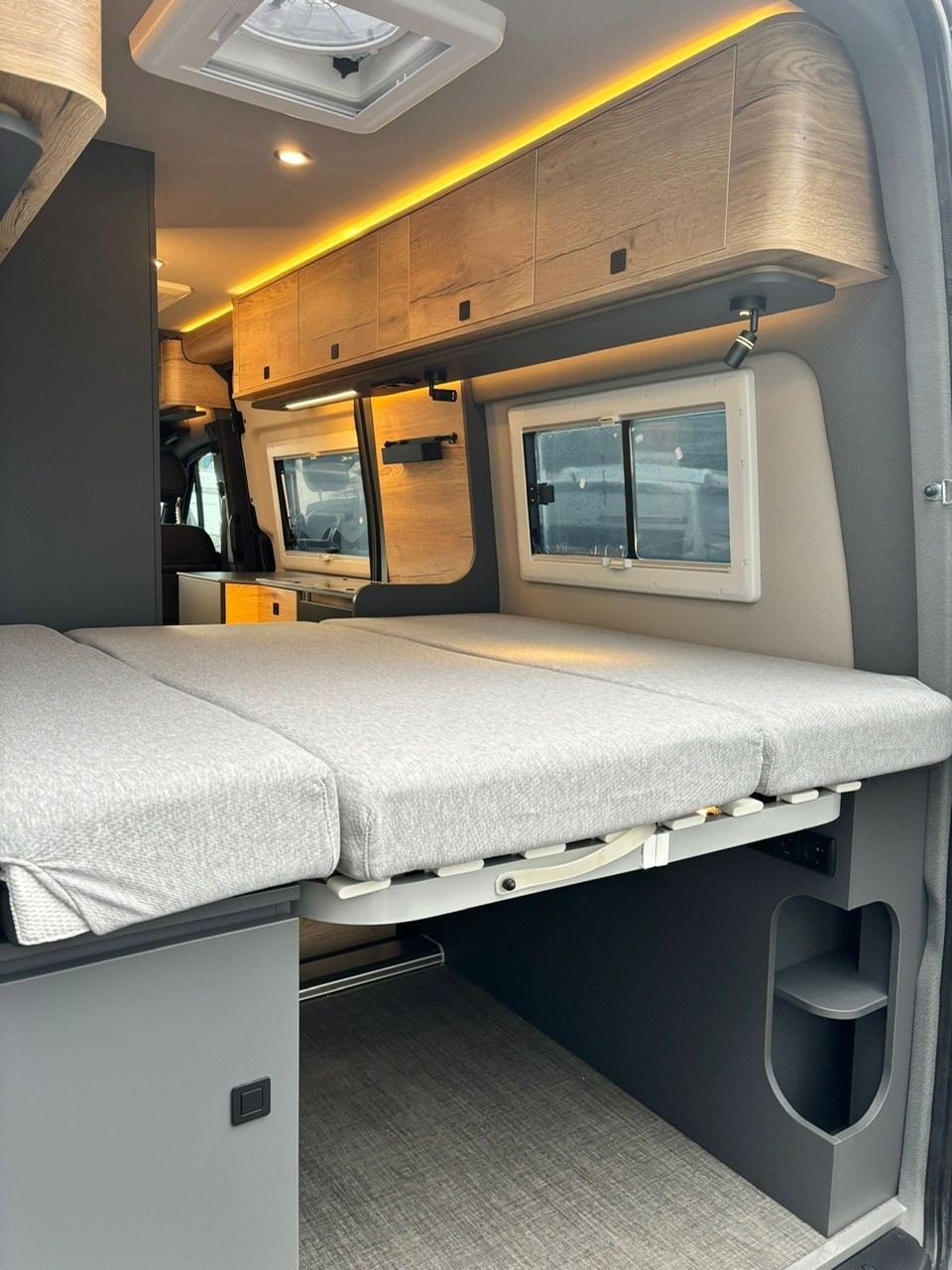 CLEVER VANS Aventuro 600 Mercedes 190PS-image-11