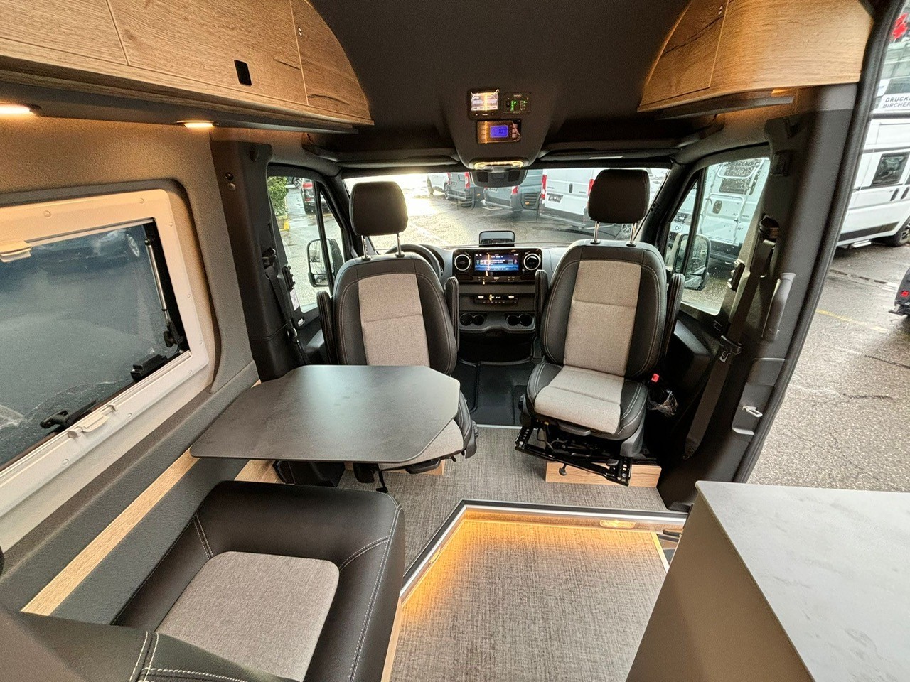 CLEVER VANS Aventuro 600 Mercedes 190PS-image-5