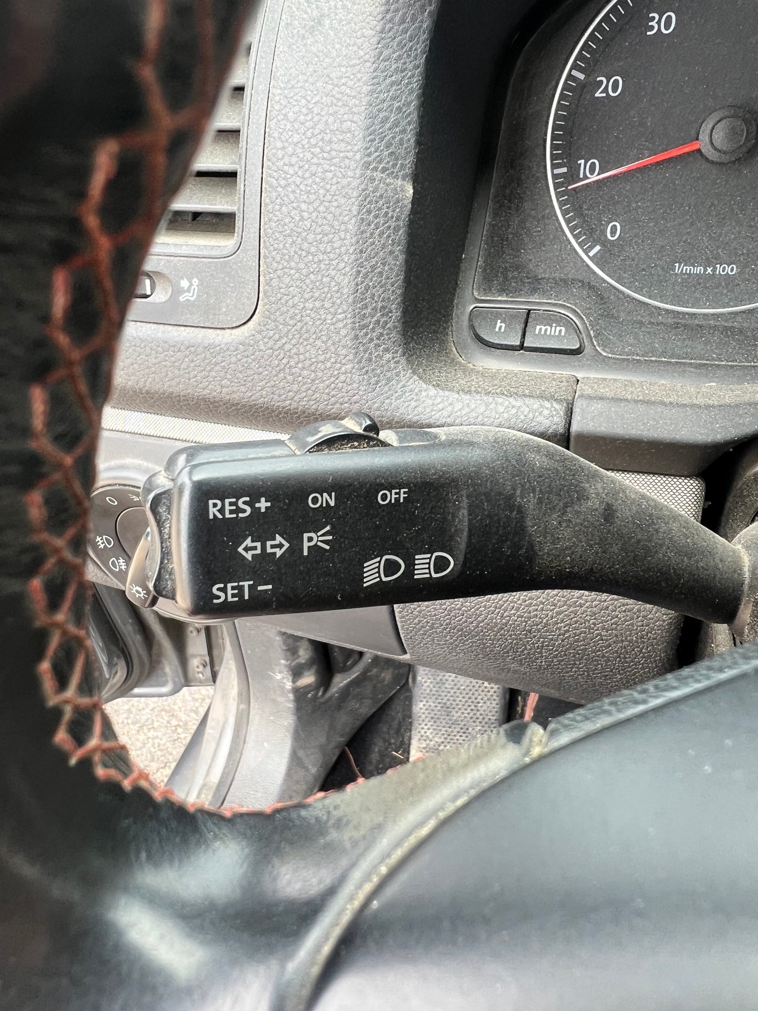 VW Golf 1.6 Goal-image-15
