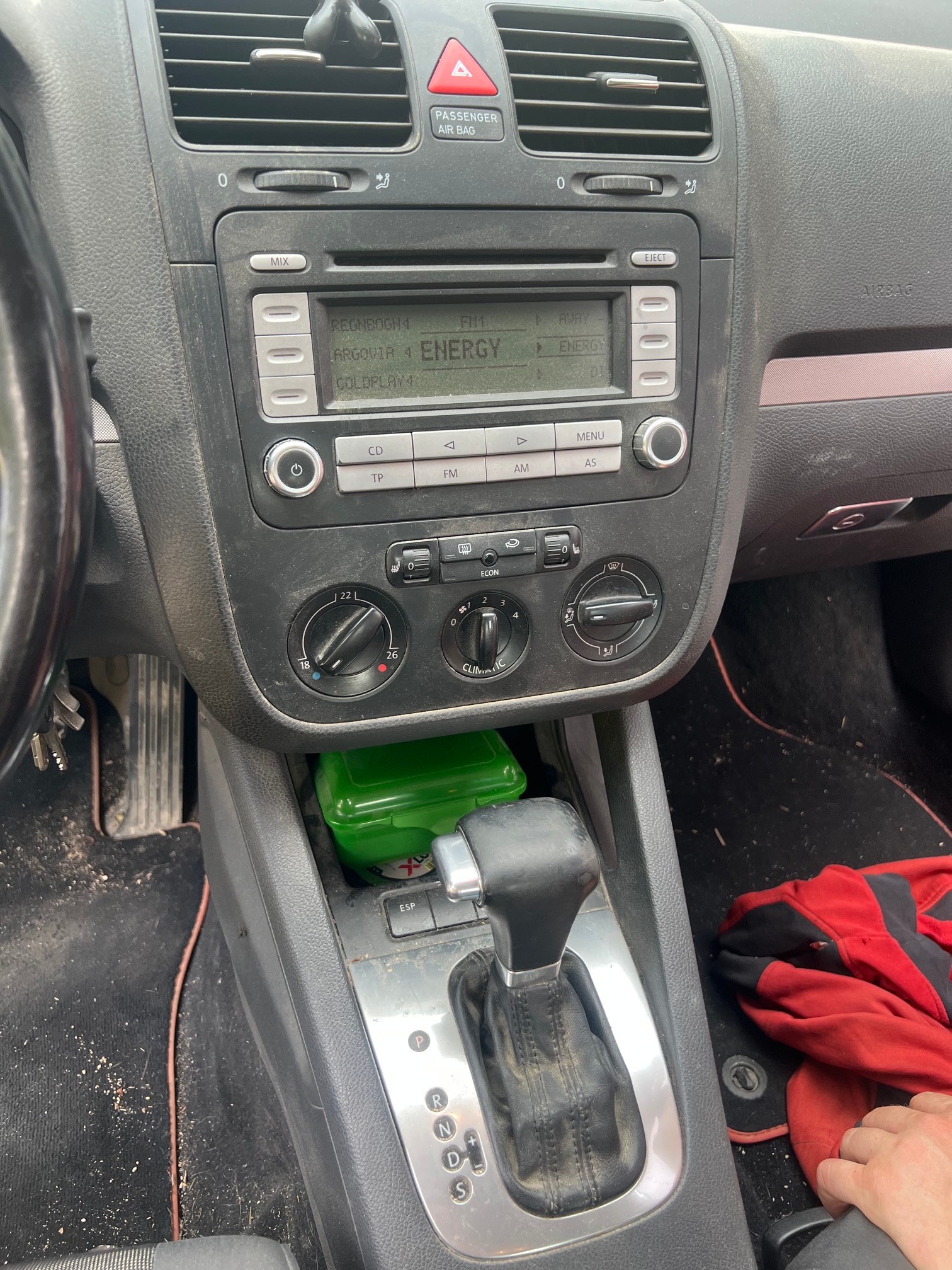 VW Golf 1.6 Goal-image-12