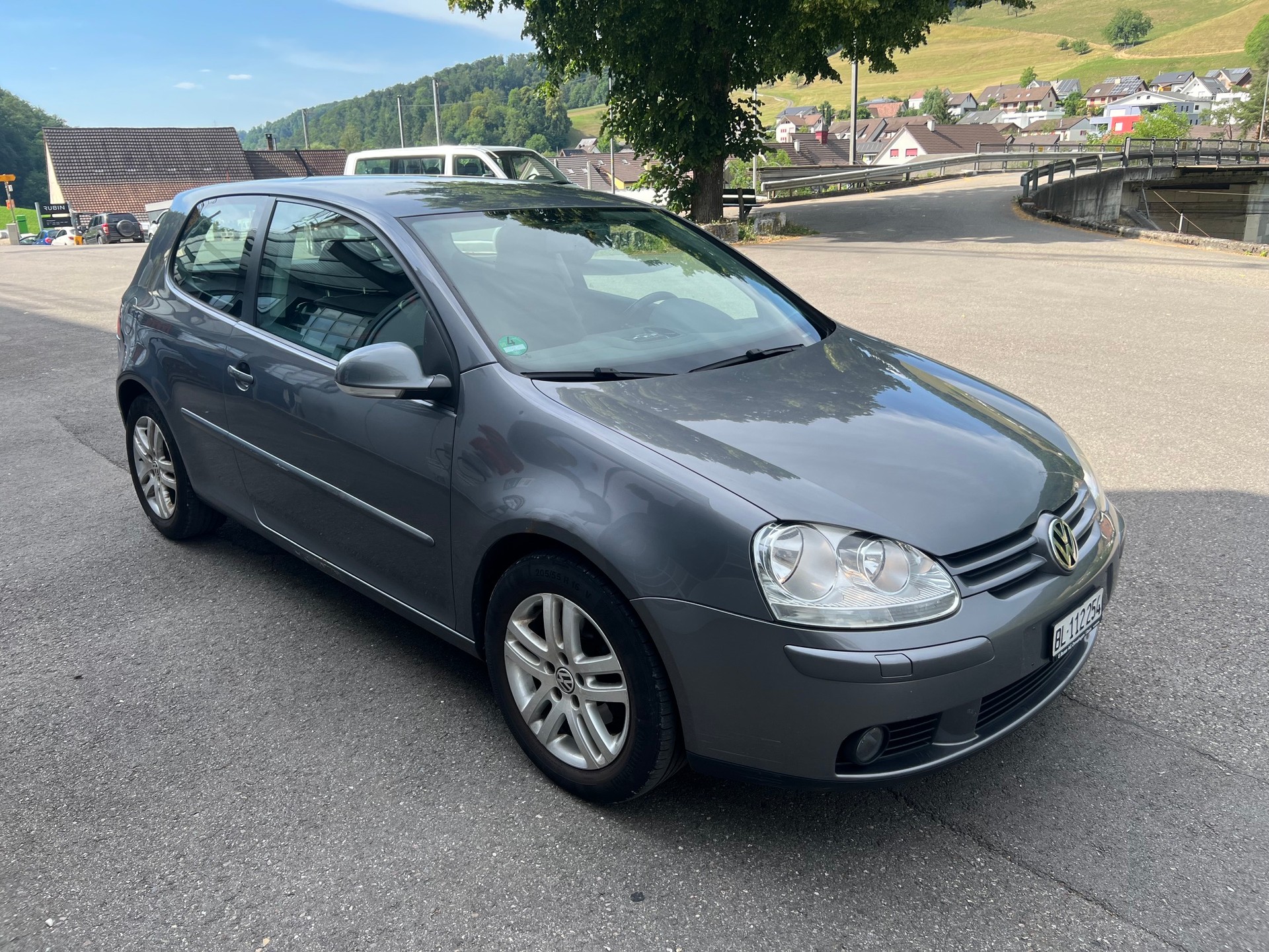 VW Golf 1.6 Goal-image-6