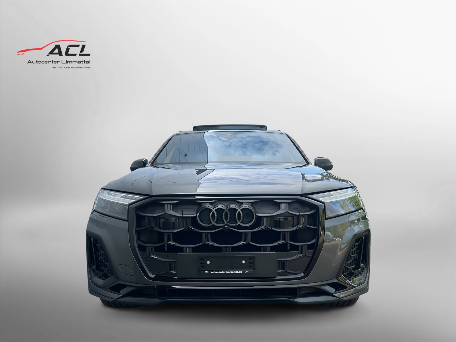 AUDI SQ7 TFSI quattro tiptronic-image-1