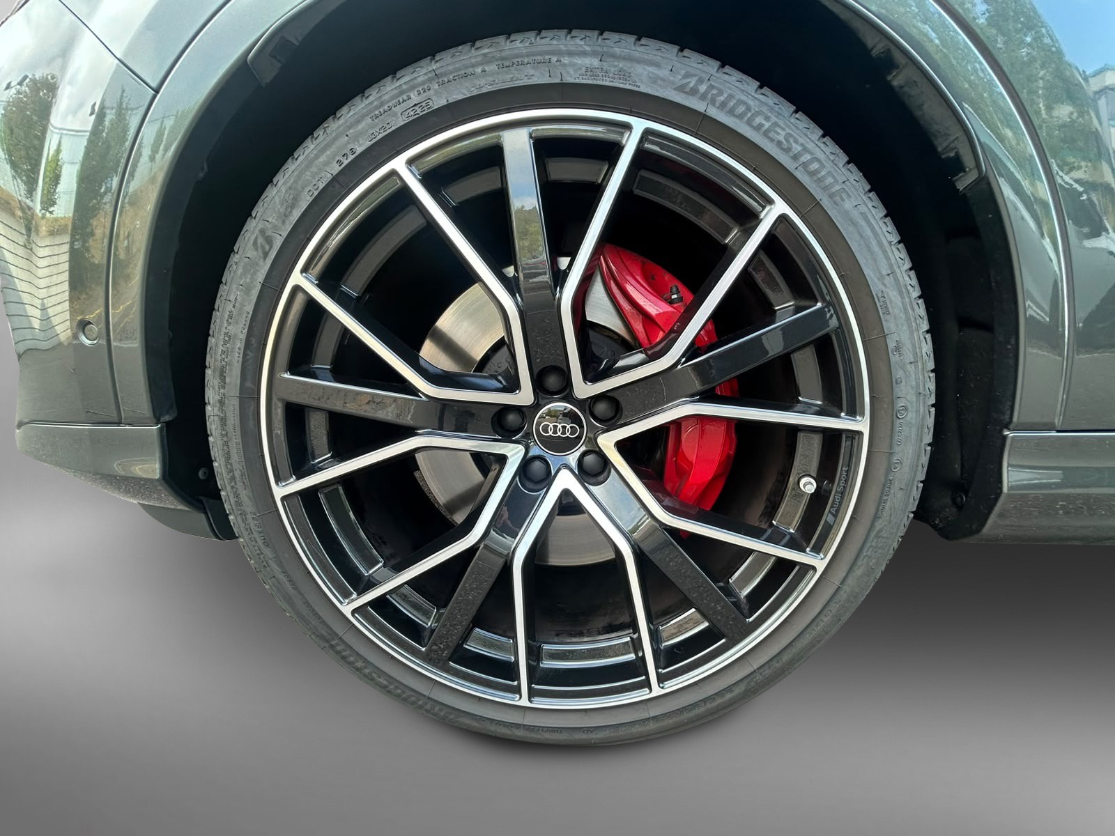 AUDI SQ7 TFSI quattro tiptronic-image-3