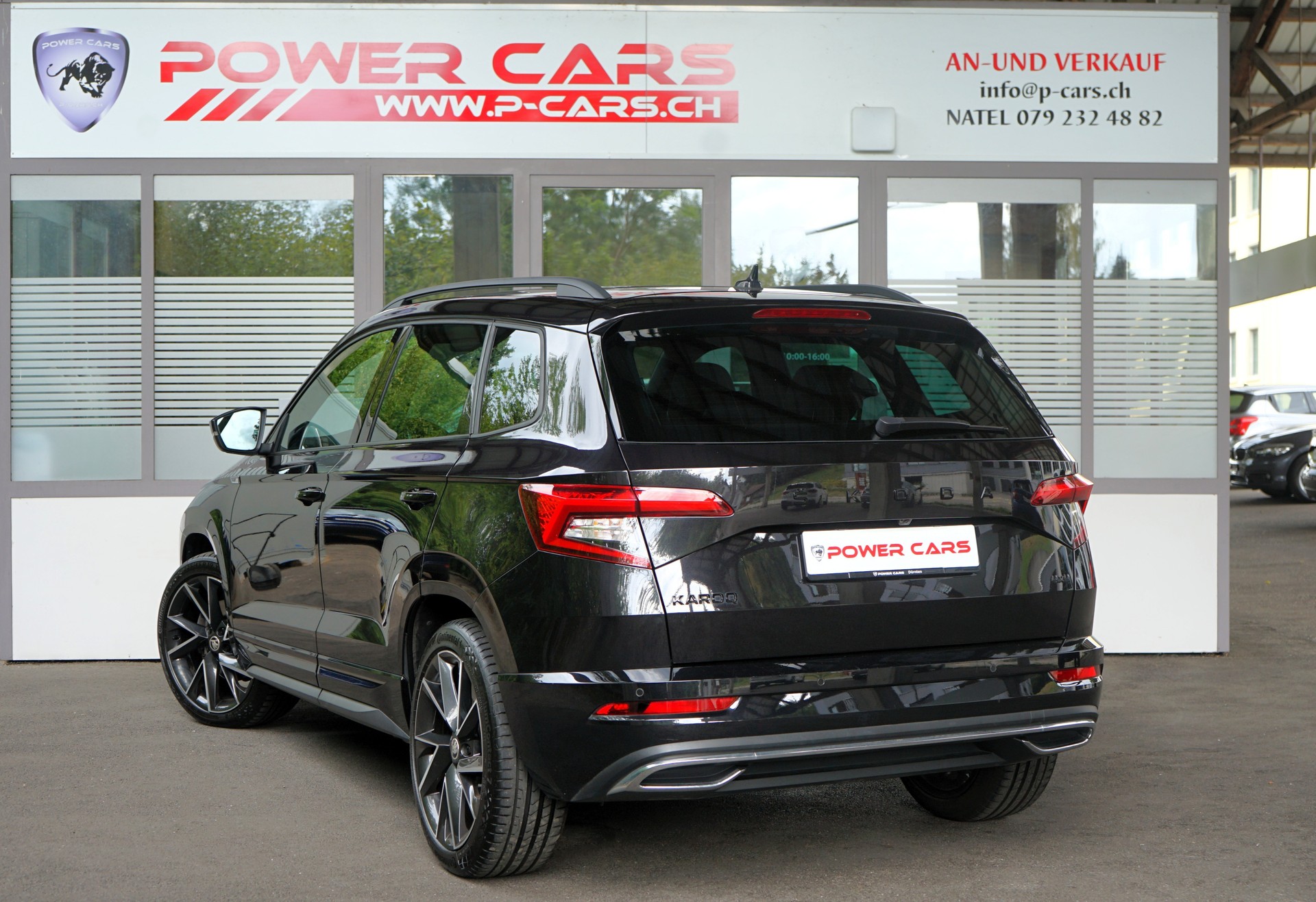 SKODA Karoq 2.0 TSI SportLine 4x4 DSG-image-1
