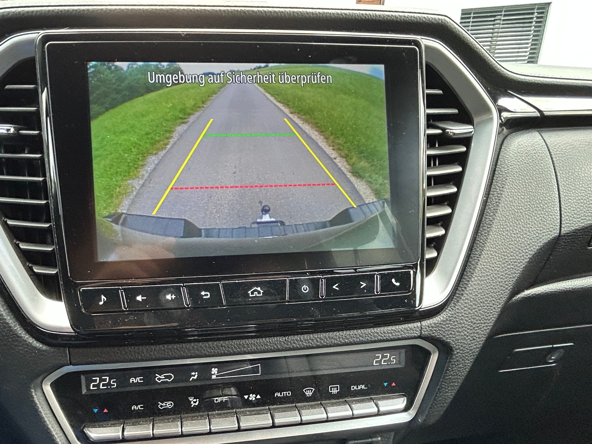 ISUZU D-MAX 1.9 CrewCab N60FF V-Cross 4x4 AT-image-11