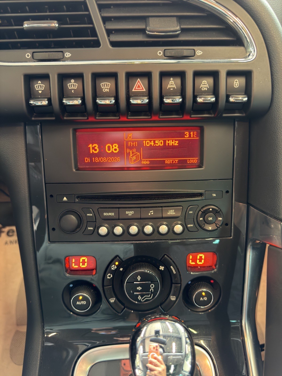 PEUGEOT 3008 1.6 16V T Allure Tiptronic-image-20