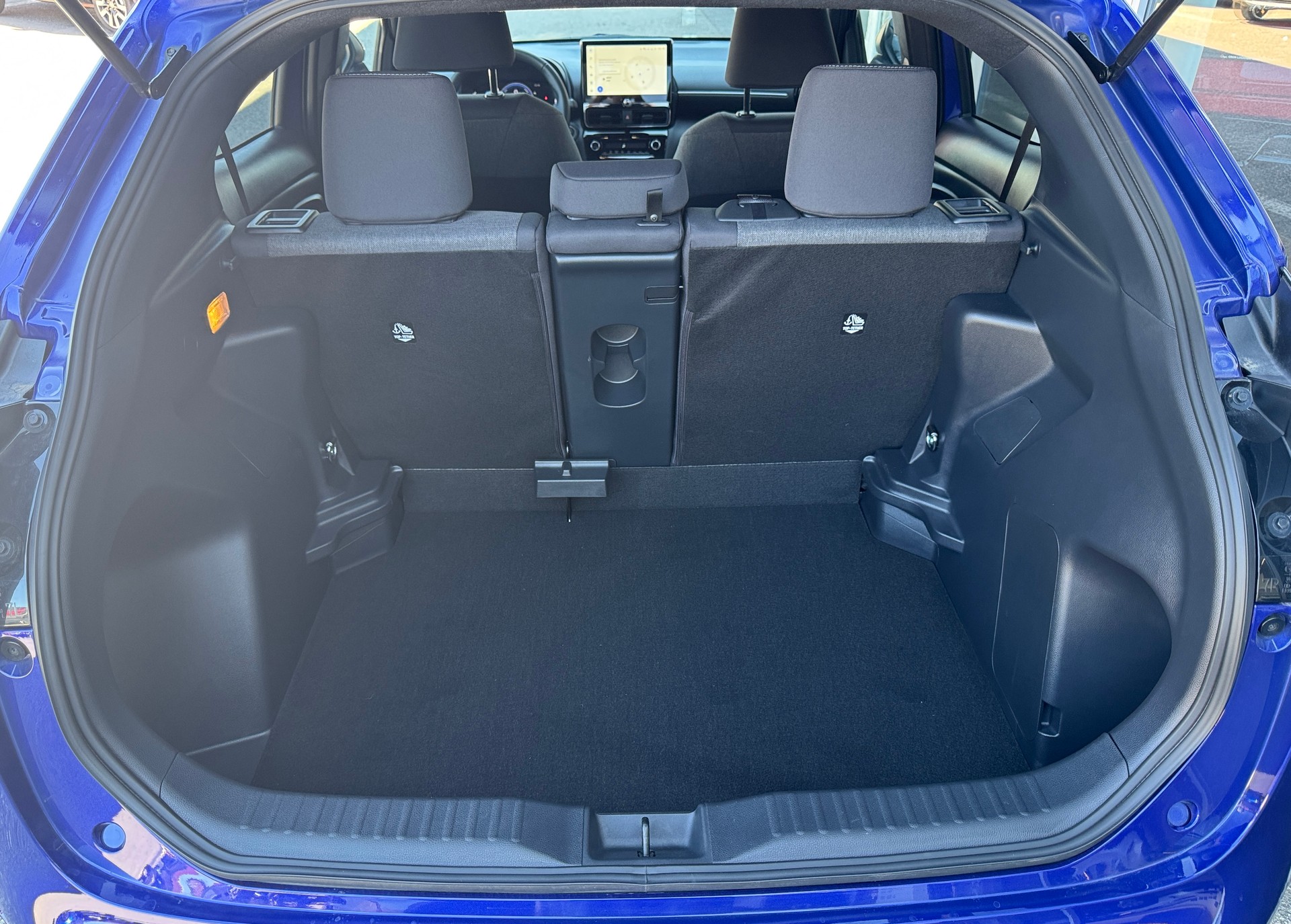 TOYOTA Yaris Cross 1.5 Trend e-CVT-image-8