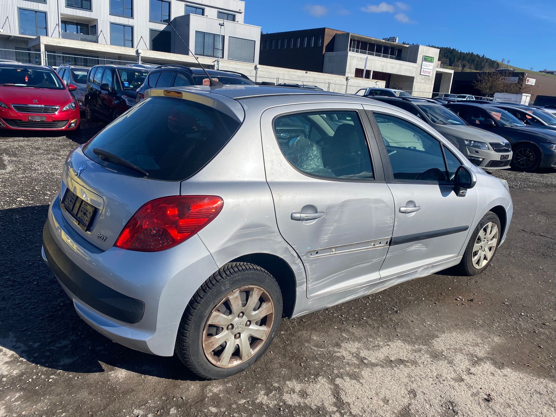 PEUGEOT 207 1.4 16V Sport-image-4