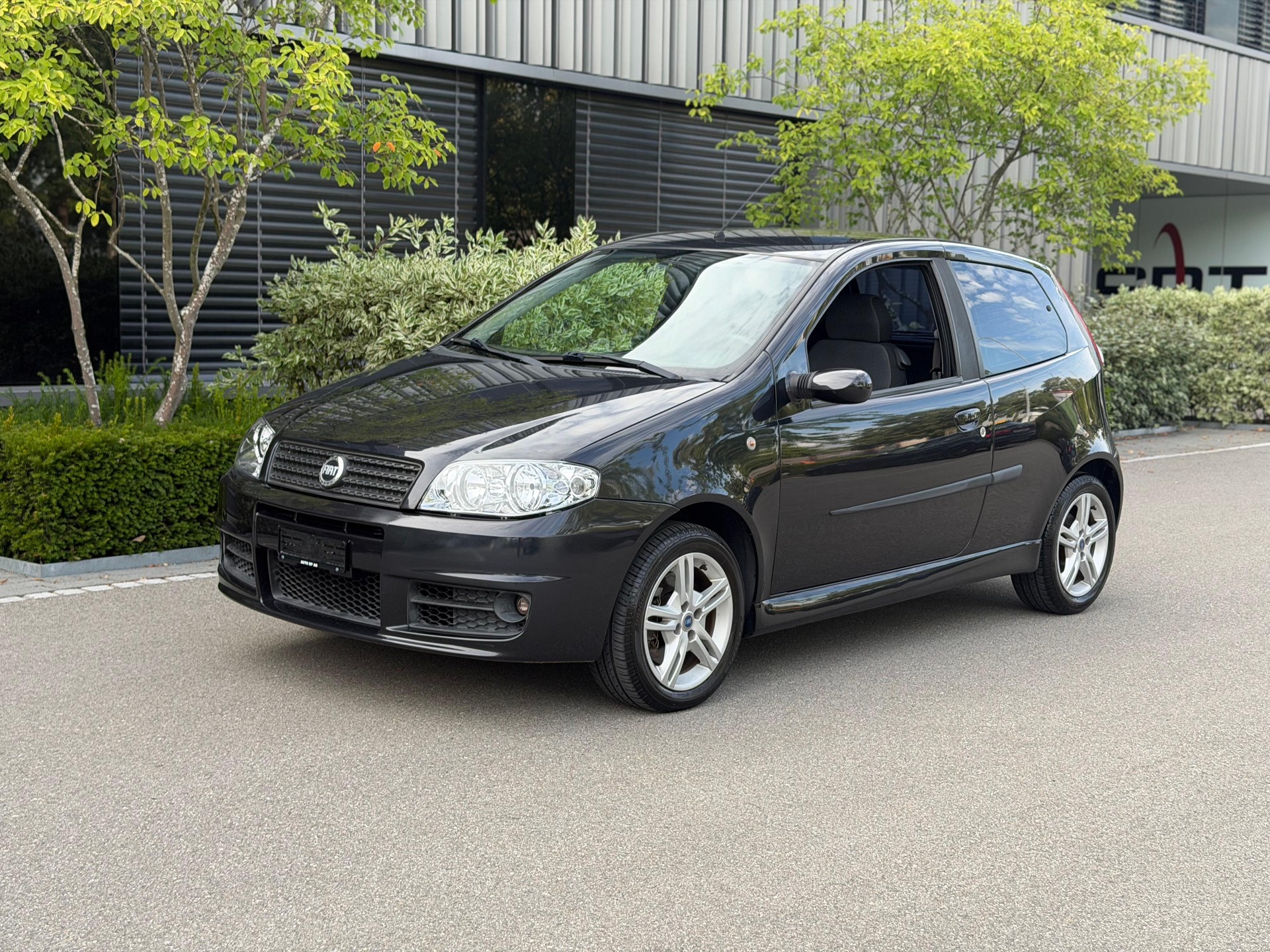 FIAT Punto 1.8 16V HGT-image-0