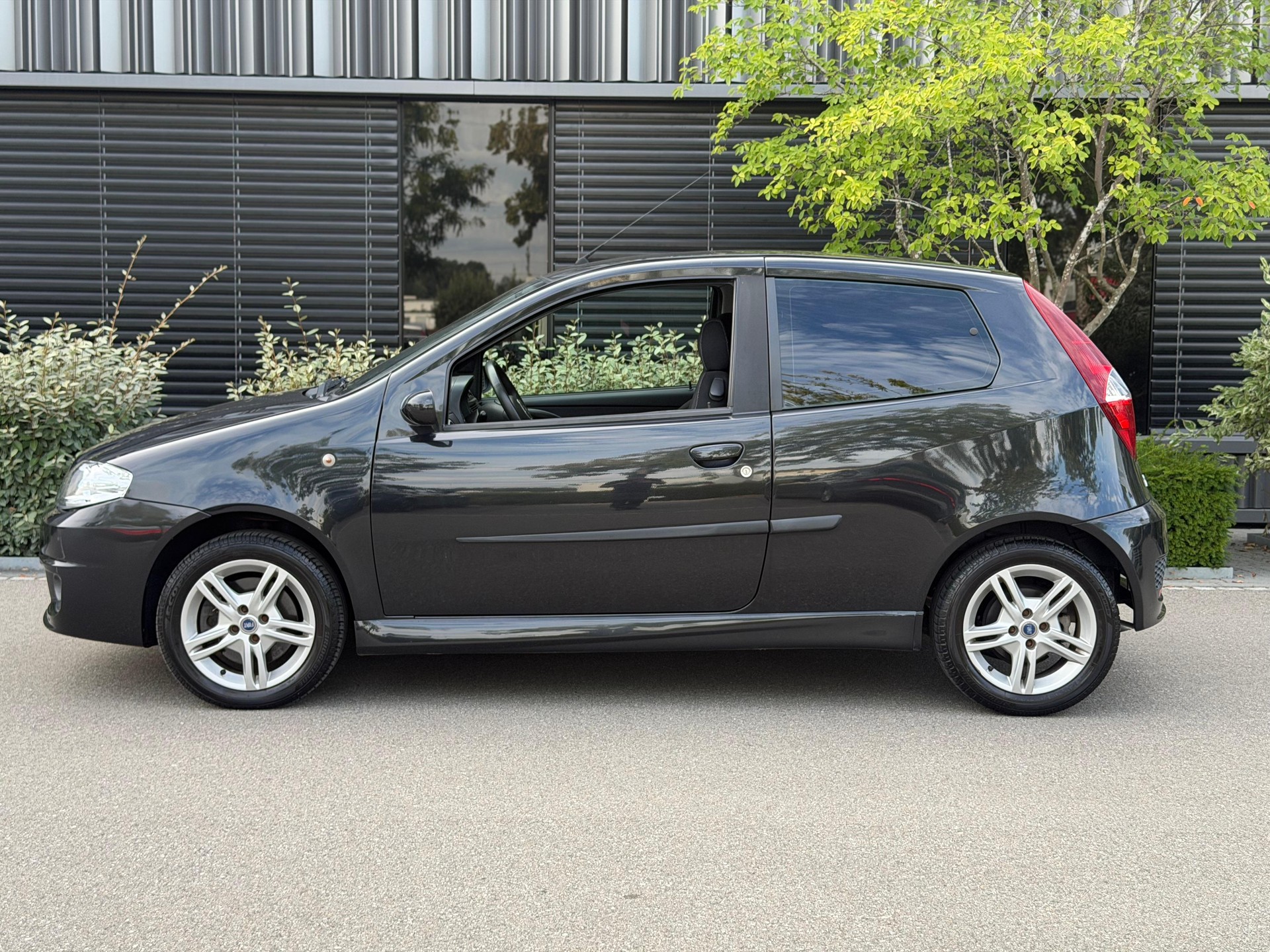 FIAT Punto 1.8 16V HGT-image-6