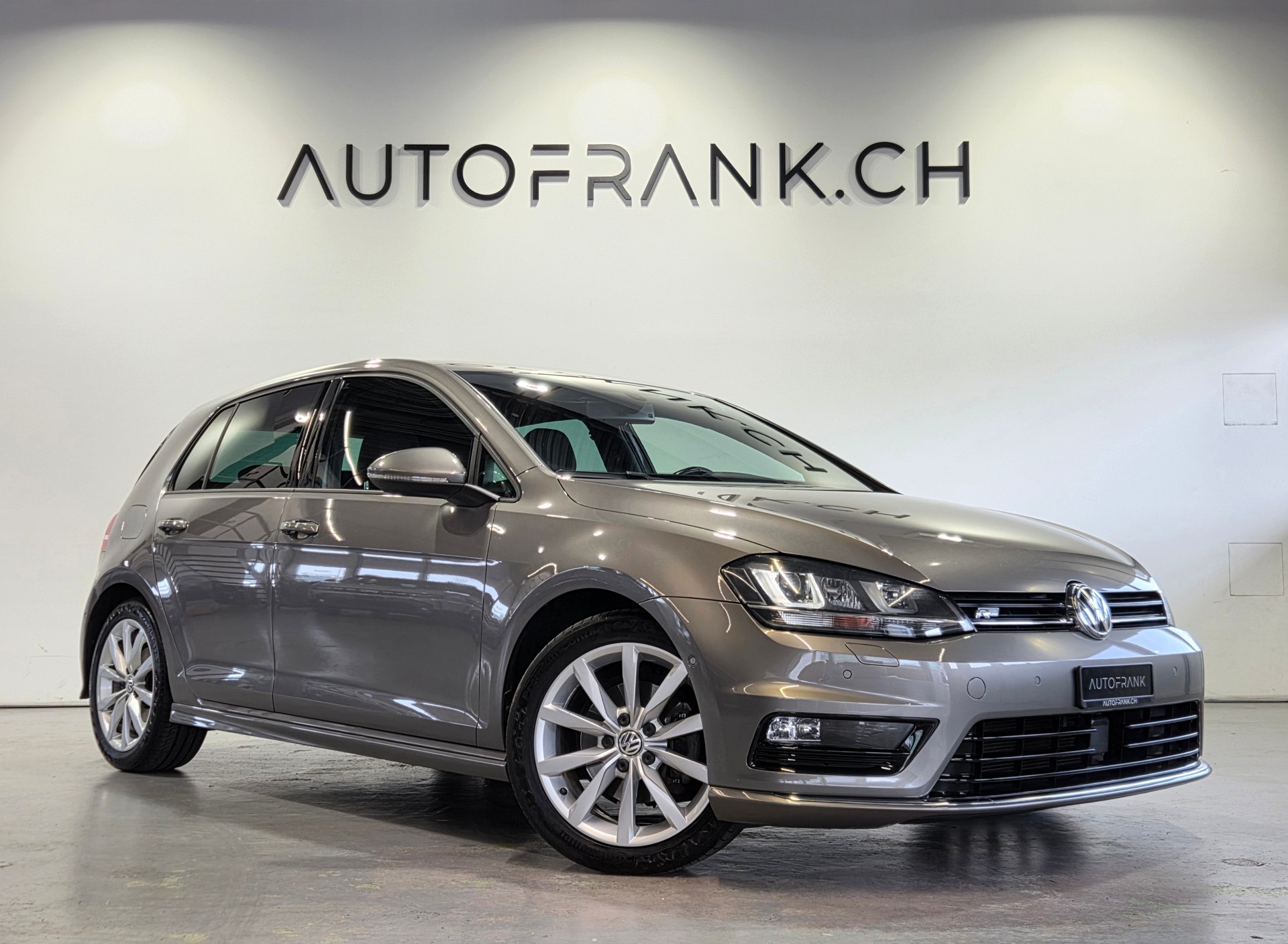 VW Golf VII 1.4 TSI R-Line DSG-image-15