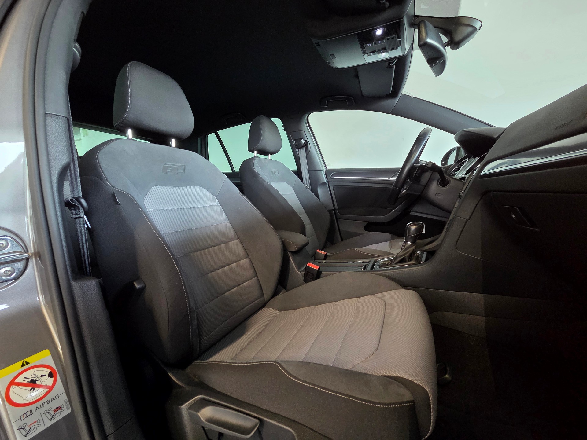 VW Golf VII 1.4 TSI R-Line DSG-image-5