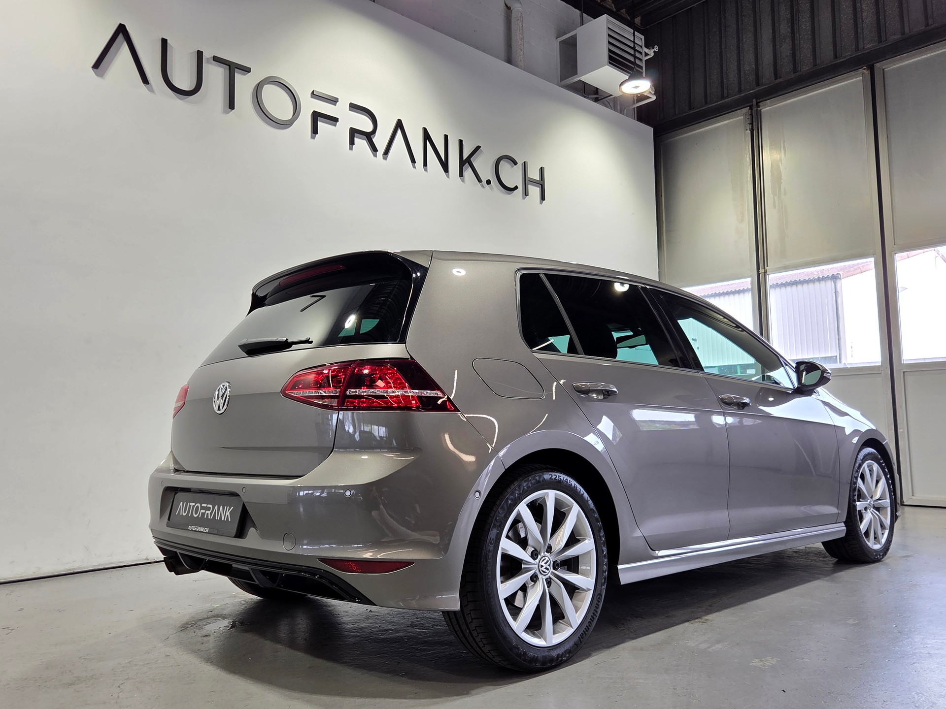 VW Golf VII 1.4 TSI R-Line DSG-image-2