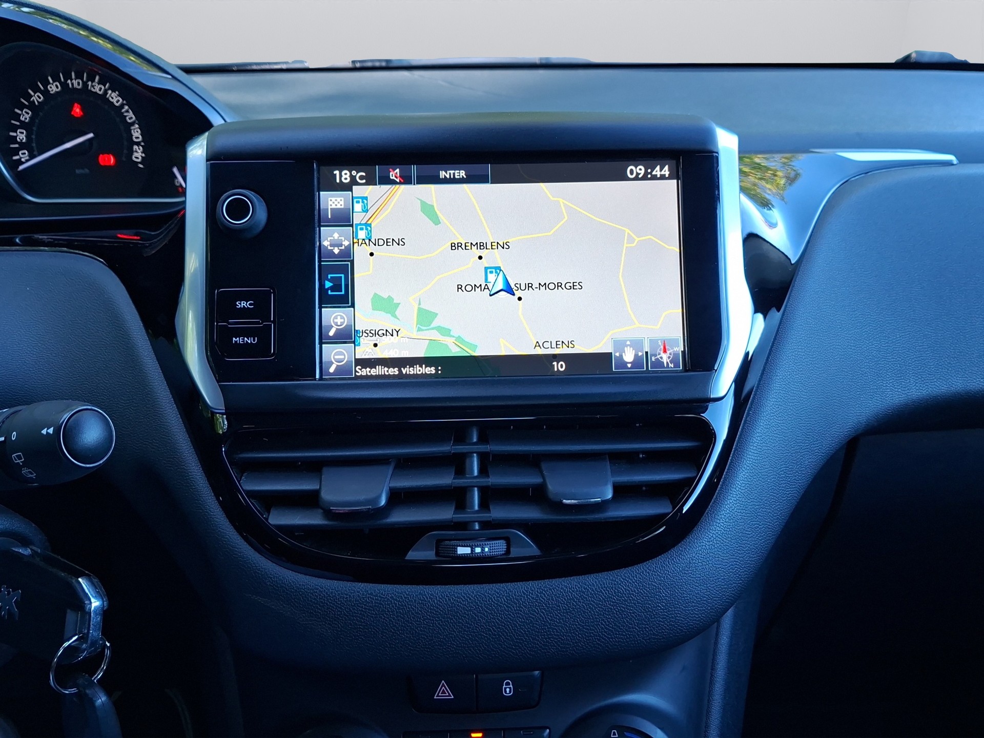 PEUGEOT 208 1.6 BlueHDi Active-image-13