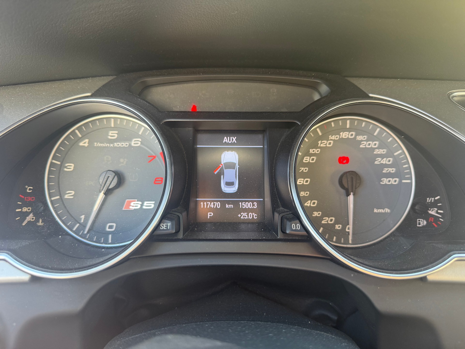 AUDI 3.0 V6 TFSI quattro S-Tronic-image-5