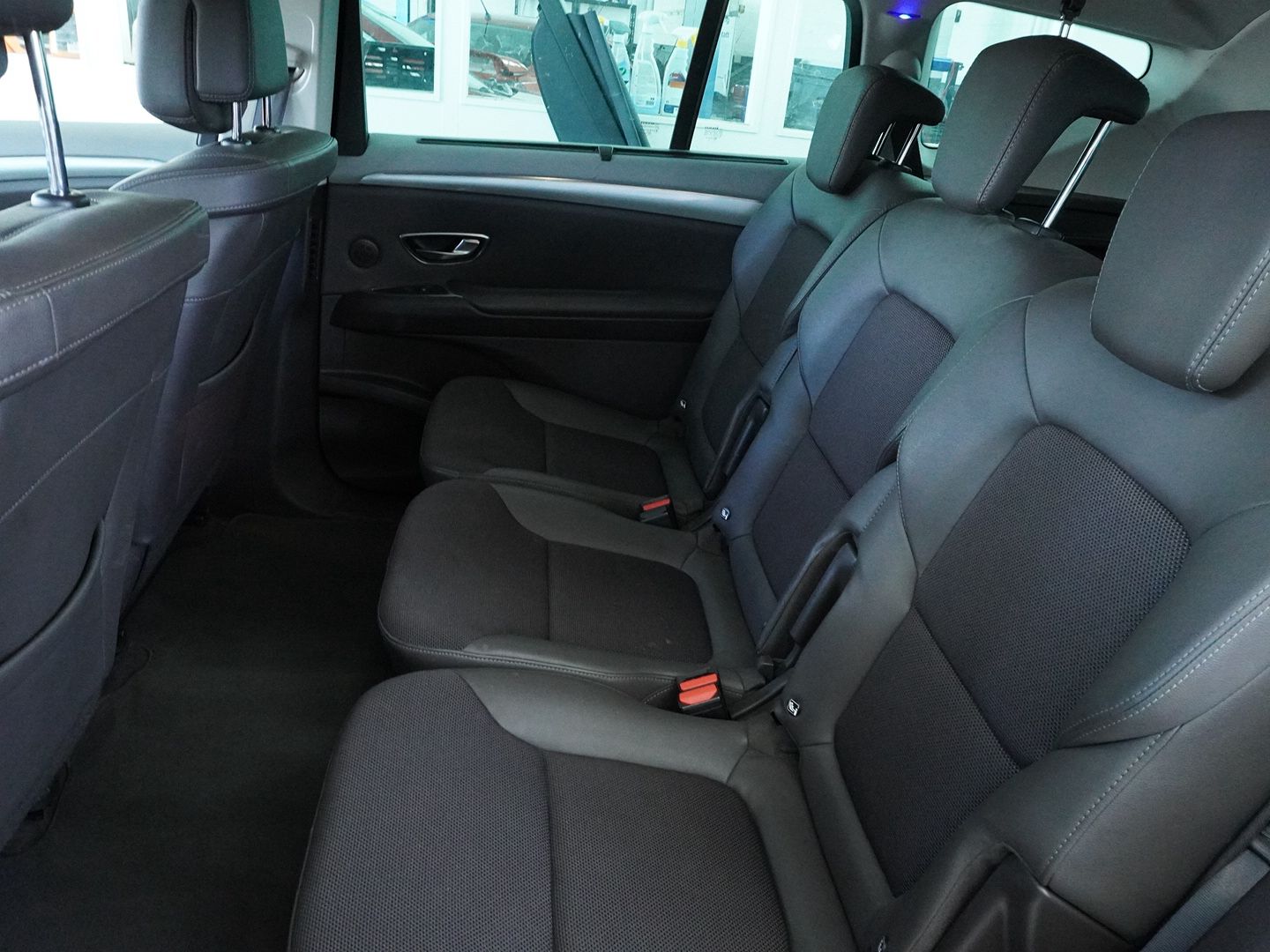 RENAULT Espace 1.6 dCi Intens EDC-image-4