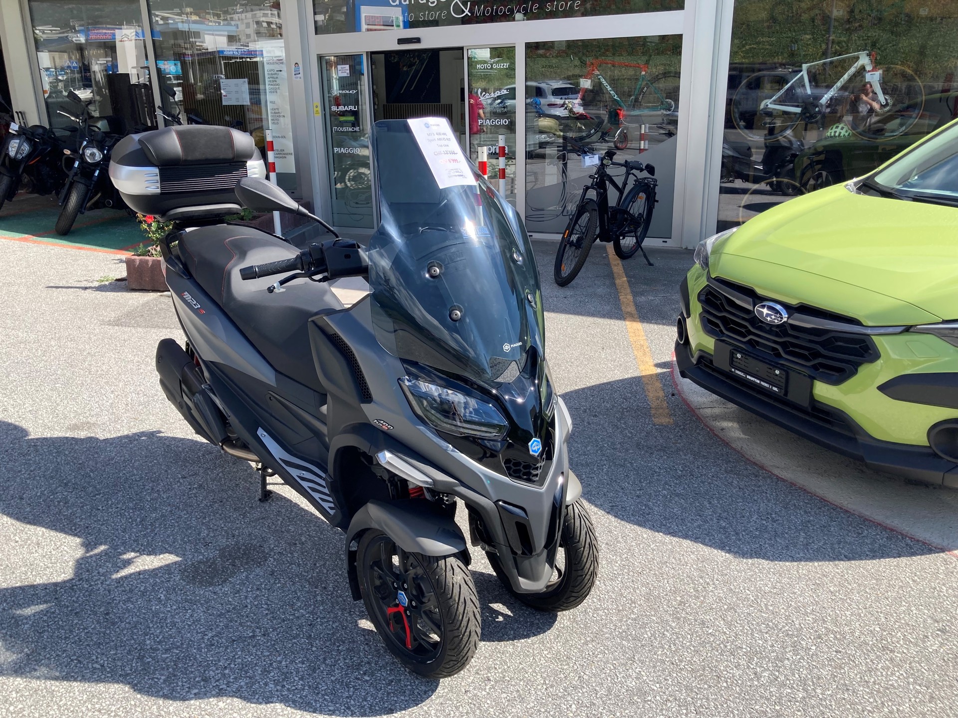 PIAGGIO MP3 400 Sport RST-showroom-element-1