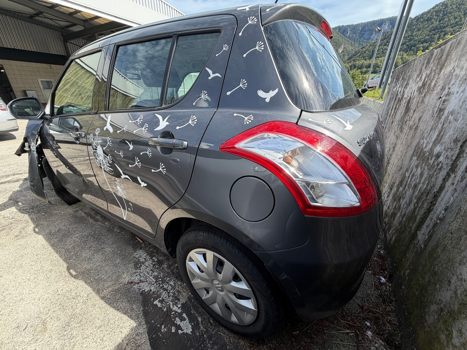 SUZUKI Swift 1.2i 16V GL Piz Sulai 4x4-image-1