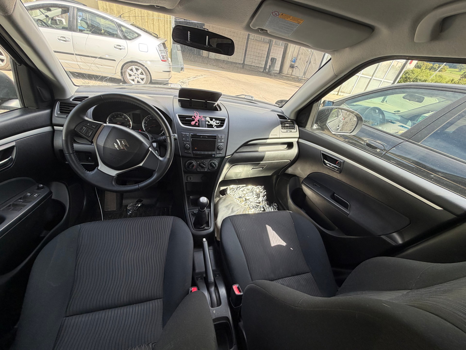 SUZUKI Swift 1.2i 16V GL Piz Sulai 4x4-image-4